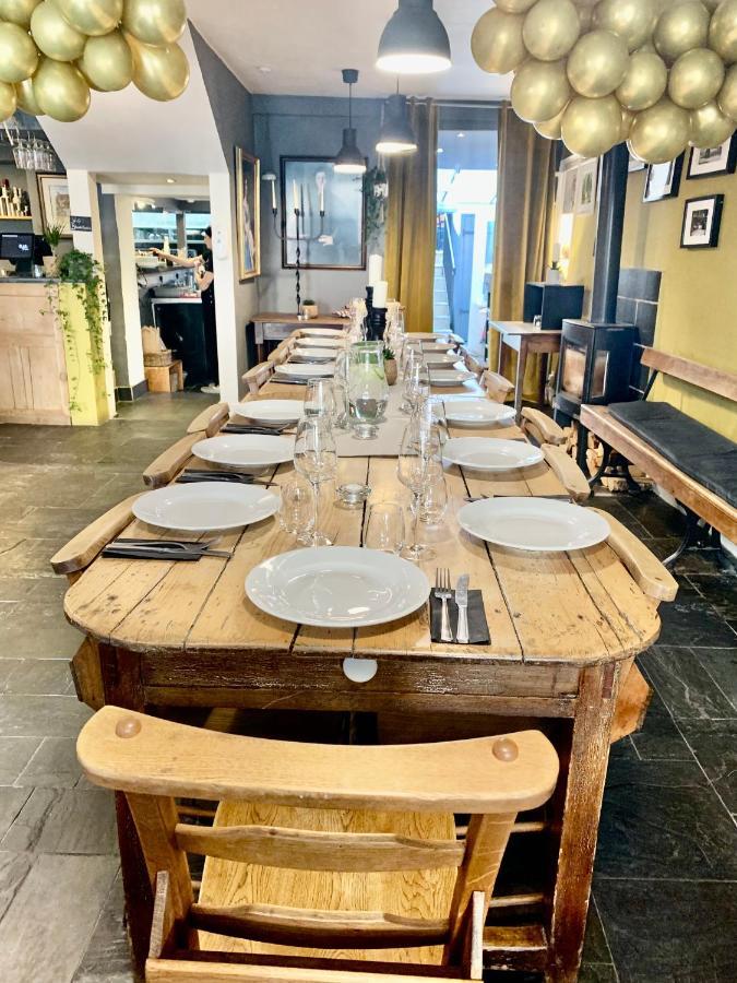 نيوبورت Blas At Fronlas Cafe - The Heart Of Newport المظهر الخارجي الصورة