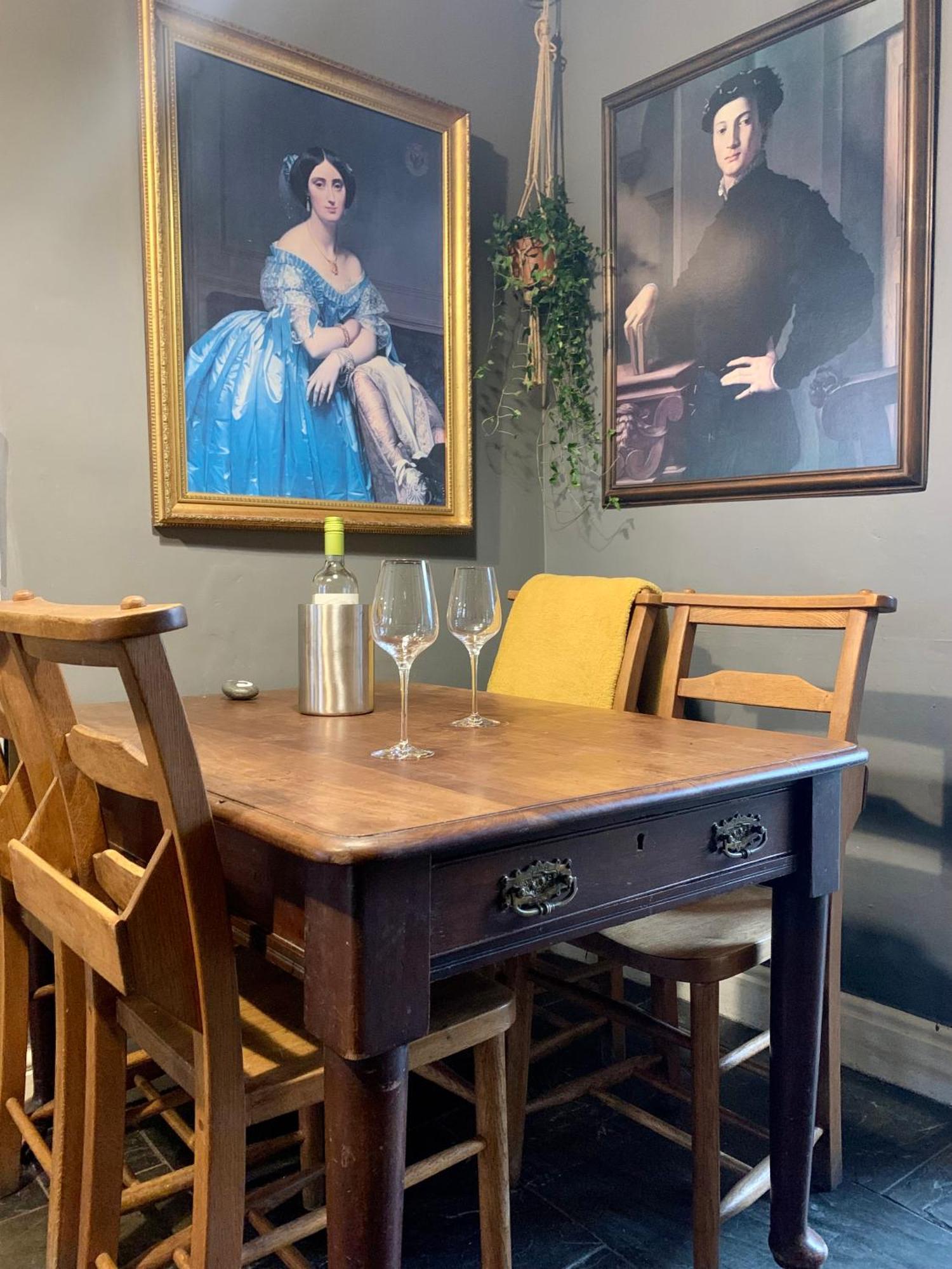 نيوبورت Blas At Fronlas Cafe - The Heart Of Newport المظهر الخارجي الصورة